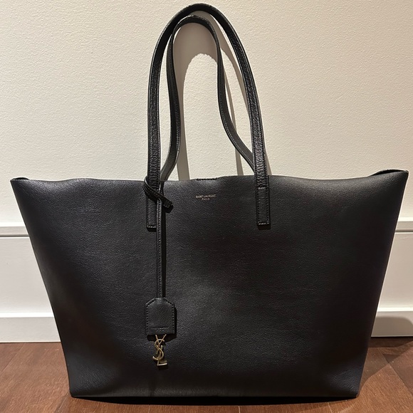 ❌ SOLD ❌ YSL Tote - Black Saint Laurent Leather Tote Bag - Picture 1 of 10